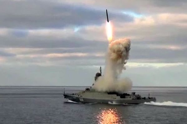 برگزاری رزمایش  نیروی دریایی روسیه در دریای خزر