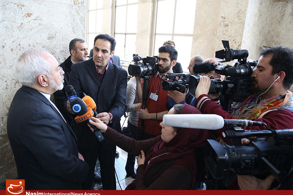 ظریف: درخصوص بازطراحی راکتور اراک با وزیر خارجه چین رایزنی کردیم