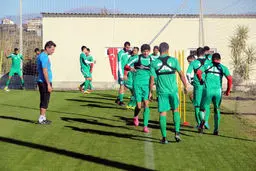 تیم فوتبال امید به تهران رسید