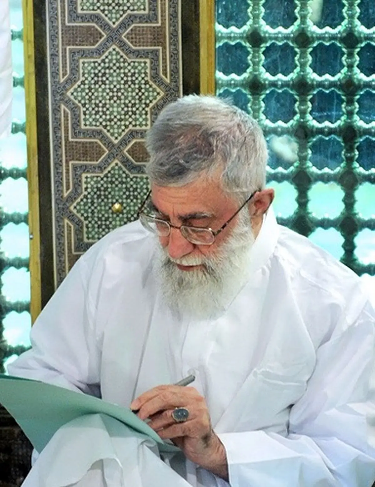 شش تدبیر حضرت امام رضا(ع) در نبرد با مأمون