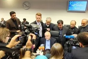 نفت ایران ۳۵ دلار شد؛ توان دیپلماسی زنگنه 