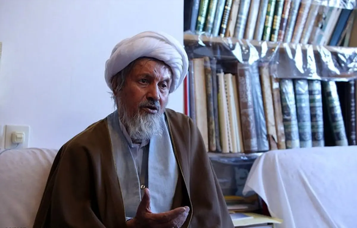 آیت‌الله مومن: اجازه اجتهاد برای احراز صلاحیت خبرگان کافی نیست