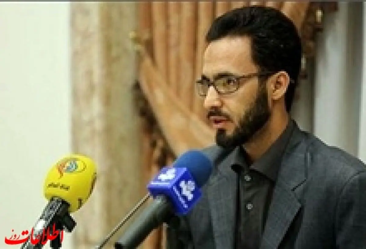 ابراهیمی: دانشگاه آزاد عکس رهبری را می‌زند و عکس رهبری عمل می‌کند