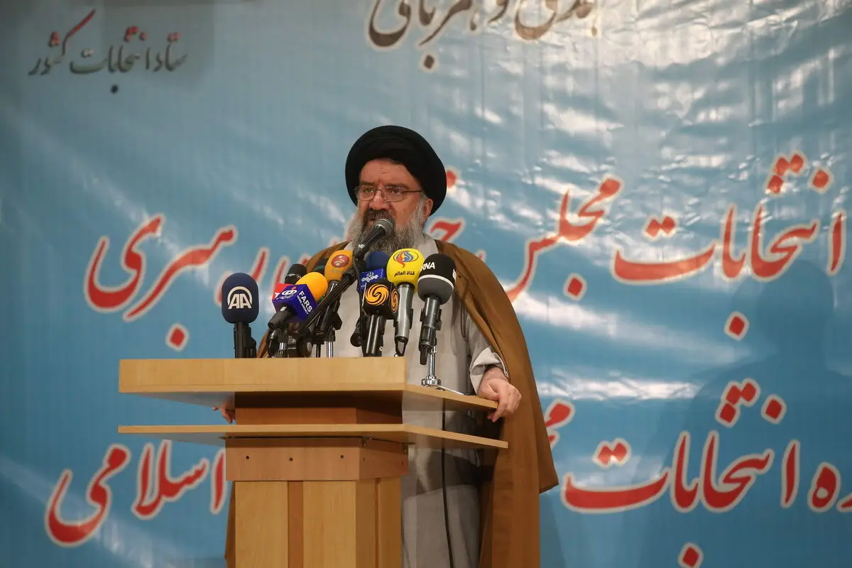 آیت‌الله خاتمی: در قانون اساسی "نظارت بر رهبری" نیامده است