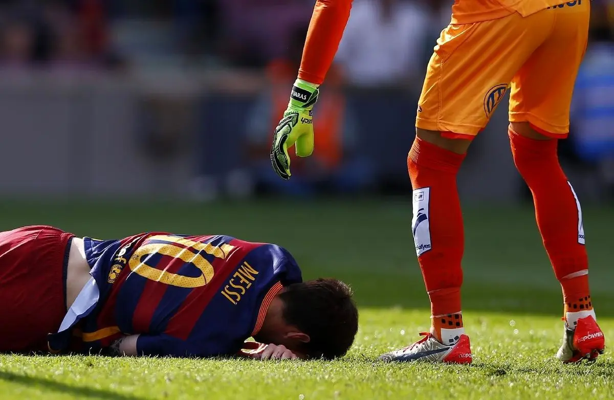 لیونل مسی دیدار با گوانگژو را از دست داد