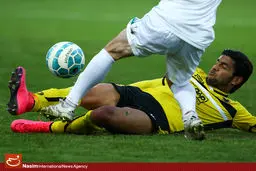 سپاهان با برتری به رختکن رفت