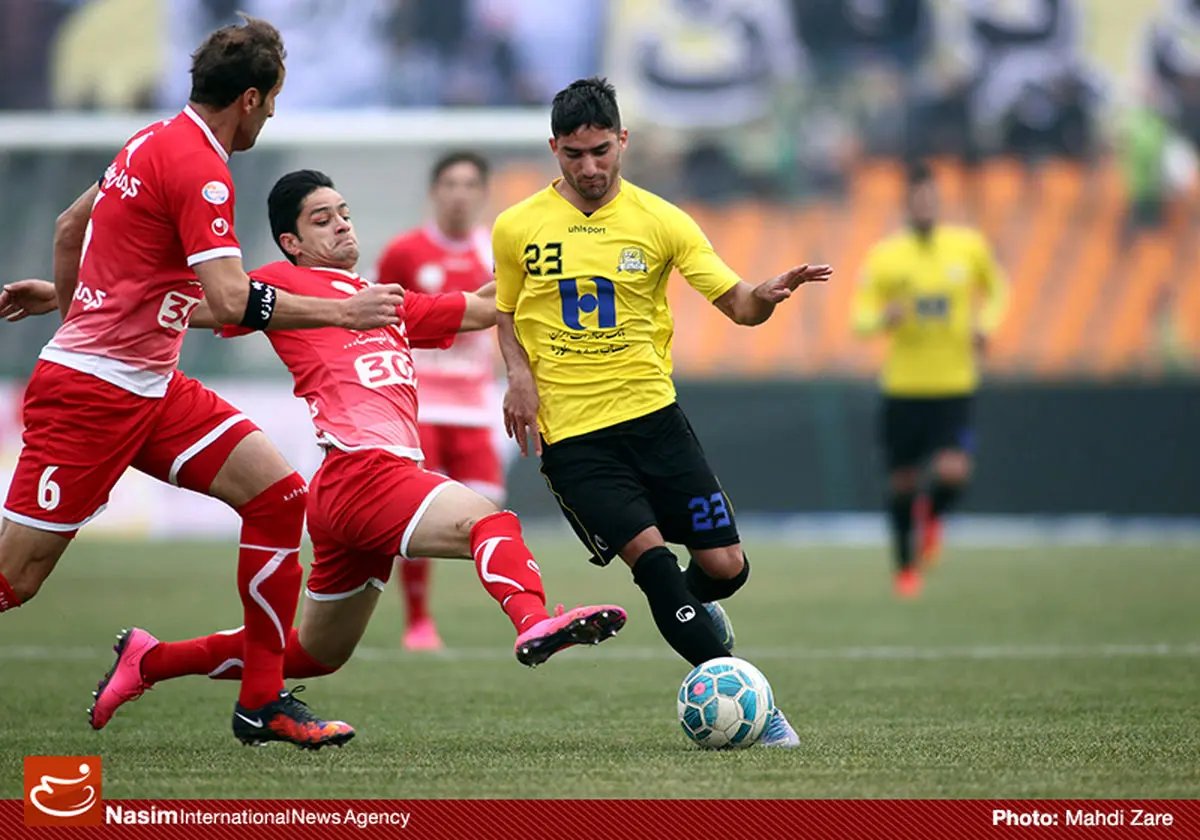 گزارش تصویری:: دیدار تیم های پرسپولیس و راه آهن