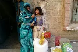 توزیع اولین بخش از کمک‌های مردمی ایران در یمن + تصاویر