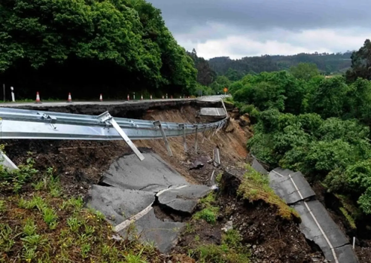 ۴۱ نفر در رانش زمین چین ناپدید شدند