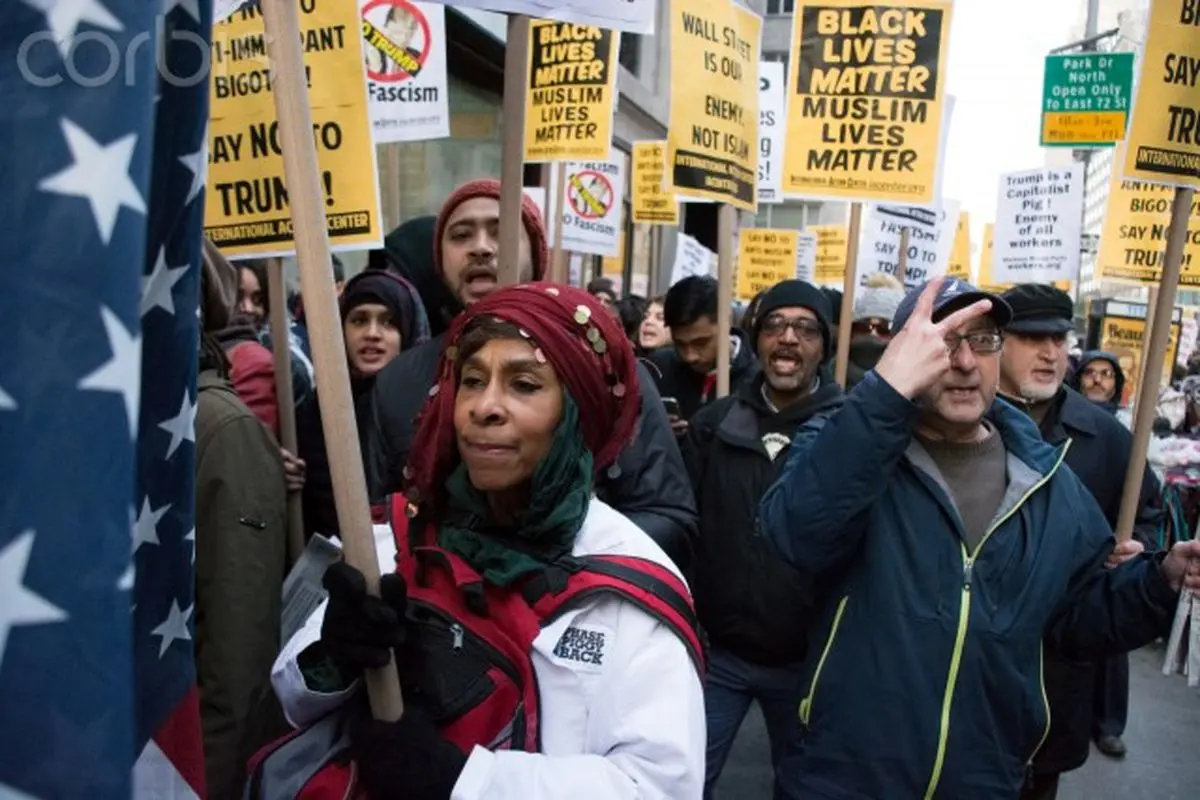 تظاهرات فعالان آمریکایی علیه تبلیغات نژادپرستانه "دونالد ترامپ" +تصاویر