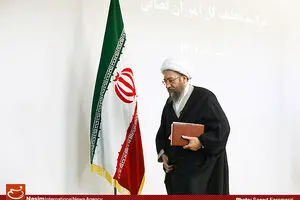 آیت‌الله آملی لایجانی از مازندران برای انتخابات خبرگان رهبری ثبت‌نام کرد