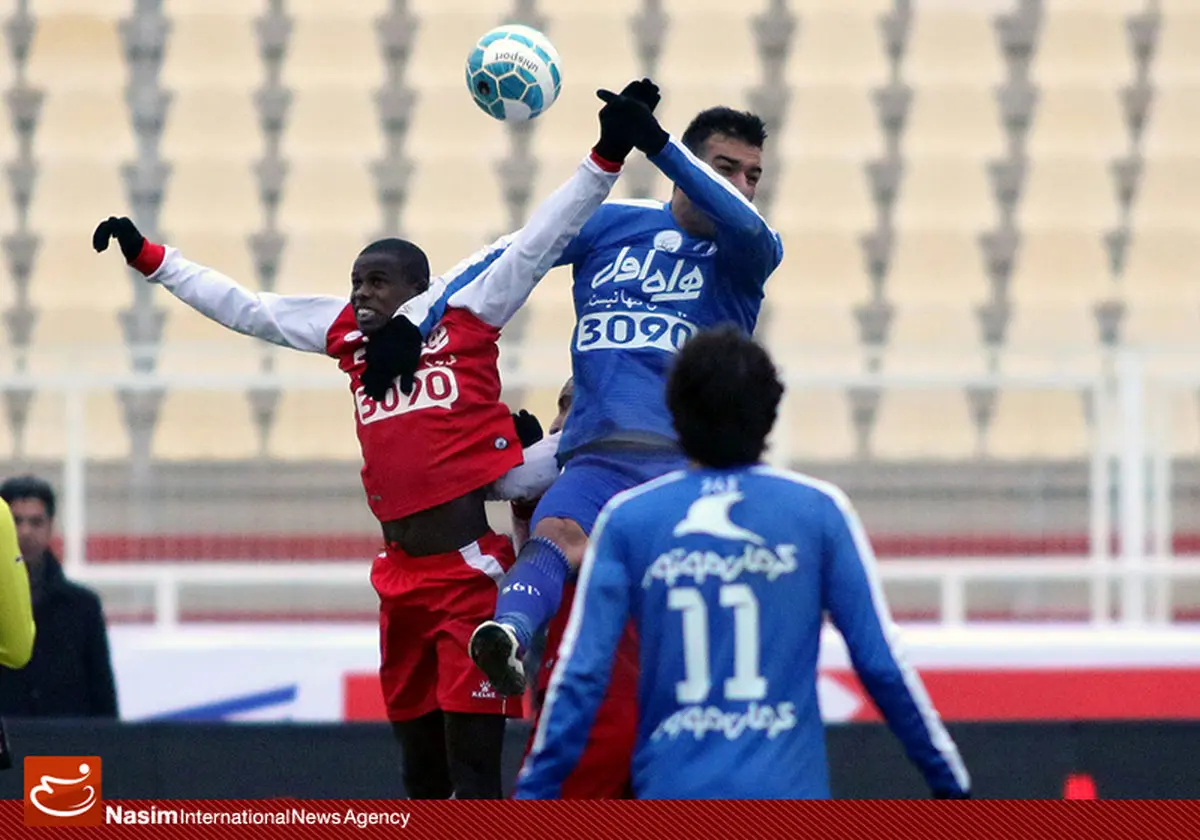 گزارش تصویری:: دیدار تیم‌های استقلال تهران و تراکتورسازی تبریز