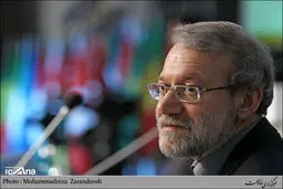 علی لاریجانی کاندیدای مجلس در قم شد