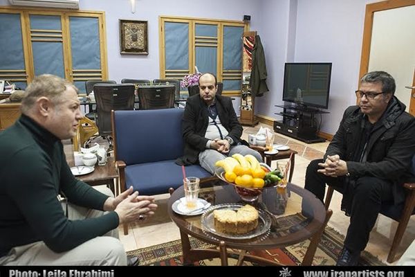 گسترش همکاری های فرهنگی و هنری در روزهای پر رفت و آمد خانه هنرمندان ایران