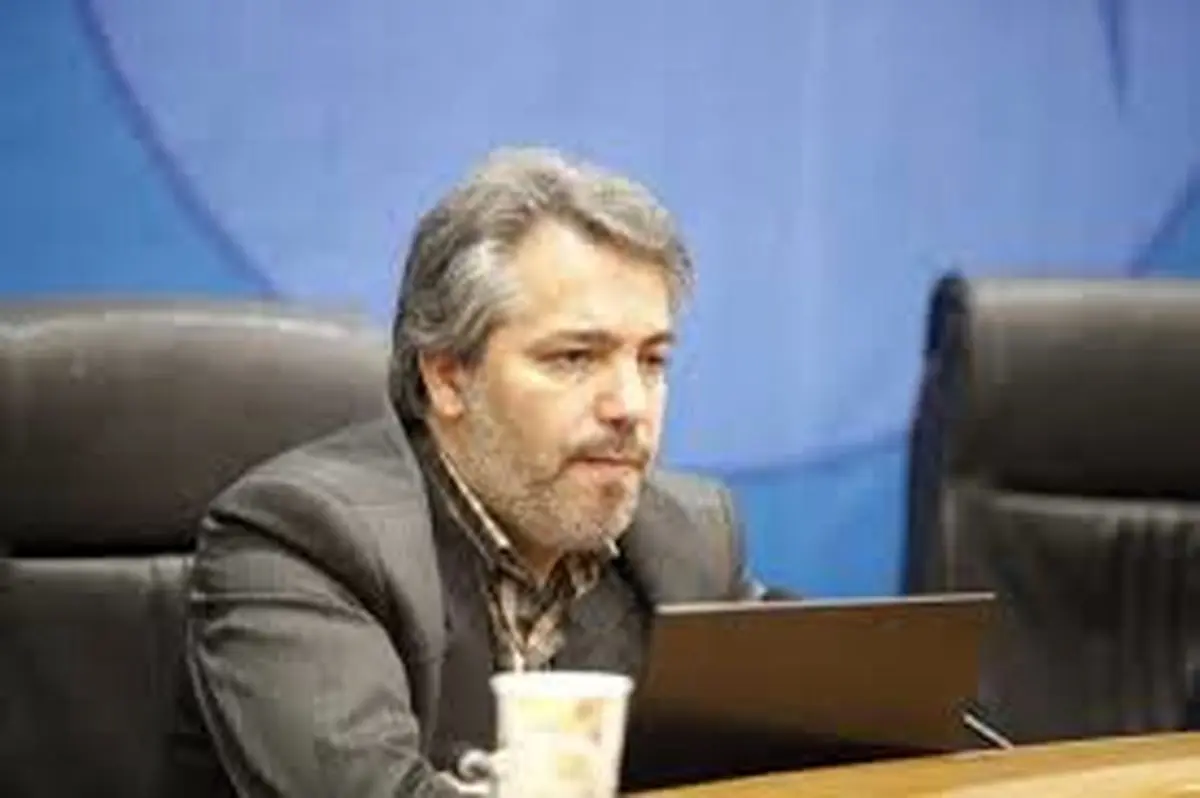 لطیفی: دولت نباید در بازسازی شهرهای متأثر از زلزله ورود مستقیم داشته باشد