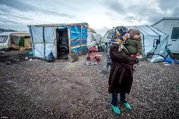 حقوق زنان در غرب شامل مادران پناهجو نیست + تصاویر