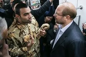 مجلس در مسیر اشتباه برای حل سربازی