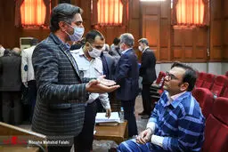 رسانه‌ی فساد!