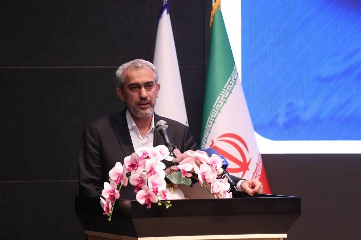 تیم اقتصادی نمی‌تواند دست روی دست بگذارد و منتظر گشایش خارجی بماند
