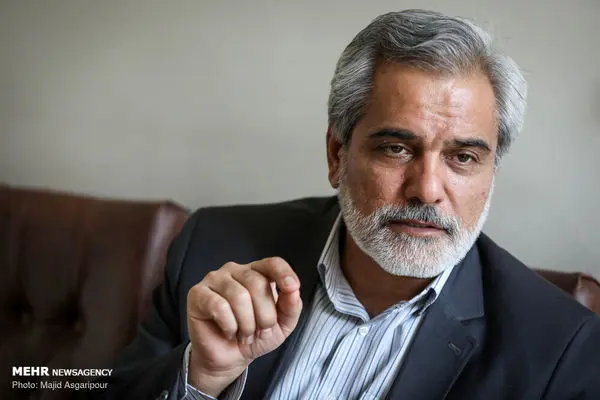 ساخت راه‌آهن خیانت بود