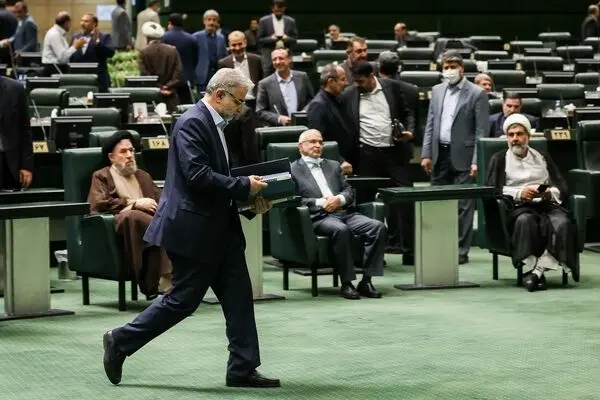 وزارت کار، بدون وزیر ماند