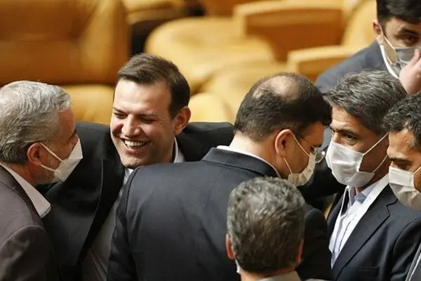 شهاب‌الدین عزیزی‌خادم رئیس فدارسیون فوتبال شد
