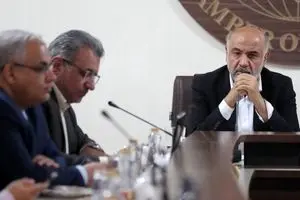 سومین کارت زرد مجلس به دولت چهاردهم