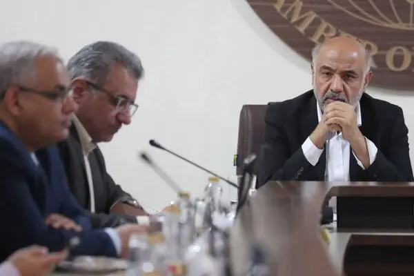 سومین کارت زرد مجلس به دولت چهاردهم