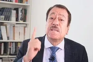 عبدالباری عطوان: تنگه هرمز گورستان آمریکا خواهد بود؛ ایران به هر تجاوزی سریع پاسخ می‌دهد