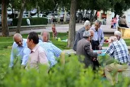 وعده پرداخت عیدی بازنشستگان در نیمه دوم بهمن