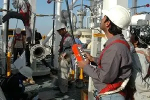 پیمانکاری، بهره‌وری یا مسئولیت‌گریزی؟