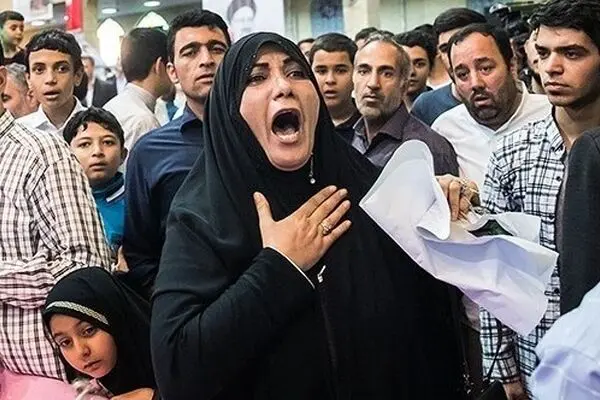 حاشیه‌نشینی سیاسی