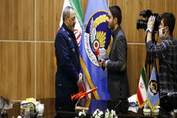 مغالطه به سبک مخالفان سربازی حرفه‌ای