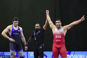 ویدئوی کامل کشتی خیره‌کننده ابوالفضل محمدنژاد در فینال سنگین‌وزن امیدهای جهان