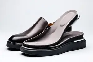 کفش پاشنه مخفی مردانه چیست؟ معرفی کامل این محصول محبوب و کاربردی