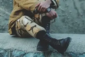 طبل بزرگ تغییر زیر پای سربازان