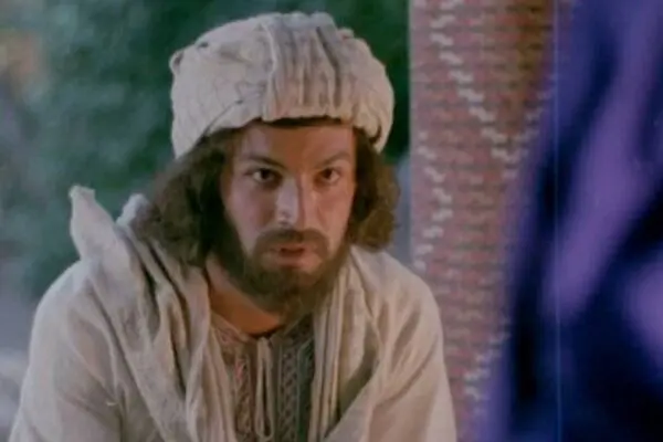 پخش فیلم سینمایی «بوعلی سینا» از شبکه نمایش
