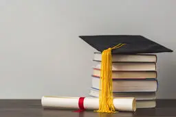 بهترین کتاب ها و منابع برای قبولی تضمینی در کنکور سراسری 1405