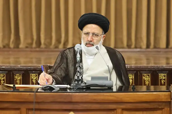 اموال نامشروع مسئولان پس گرفته می‌شود 