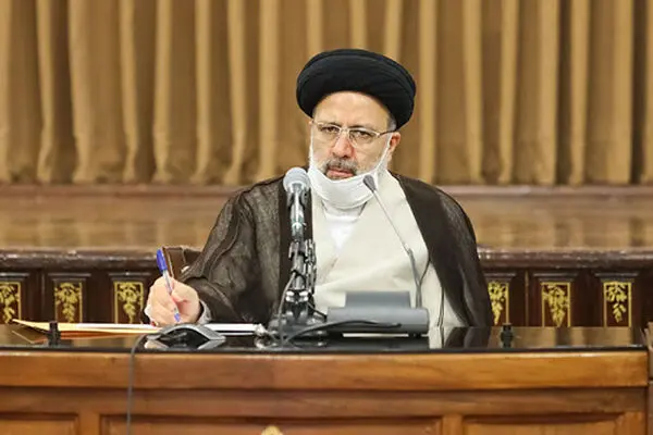 اموال نامشروع مسئولان پس گرفته می‌شود 
