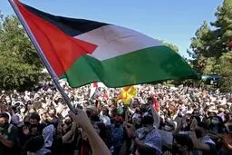 اعتصاب گسترده در ۱۰ دانشگاه کالیفرنیا در حمایت از فلسطین