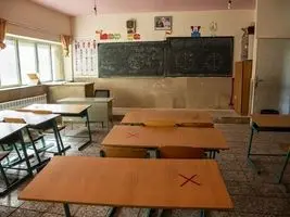 آغاز مجازی آموزش‌ مدارس بعد از تعطیلی ۷ روزه