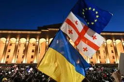 بوی رز و باروت در تفلیس 