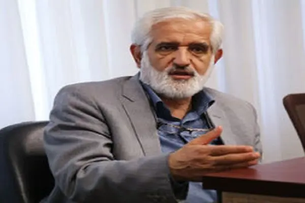 
شورای شهر نباید رنگ بوی سیاسی بگیرد
