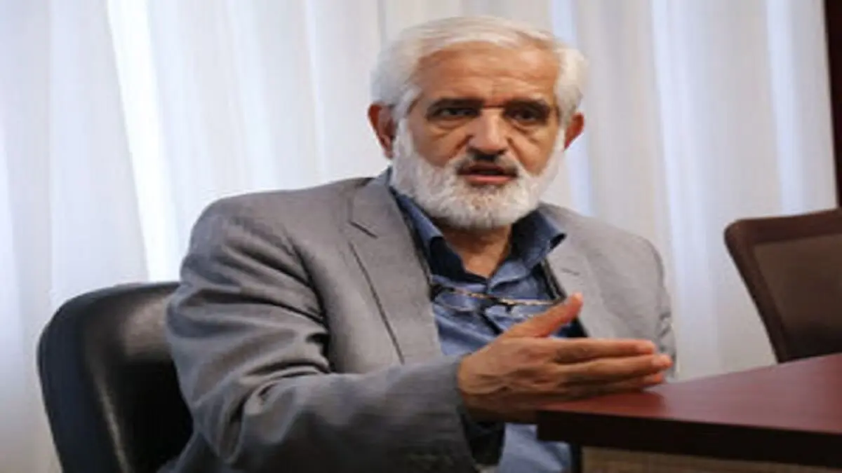 
شورای شهر نباید رنگ بوی سیاسی بگیرد
