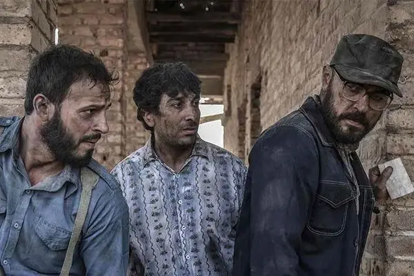 پخش فیلم سینمایی آبادان یازده ۶۰ از شبکه دو