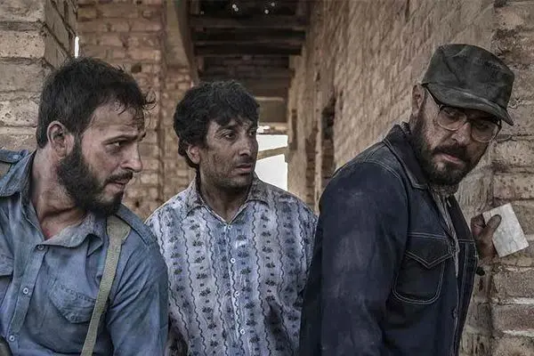 پخش فیلم سینمایی آبادان یازده ۶۰ از شبکه دو