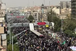 تشییع شهدای اقتدار ملی در تهران+فیلم