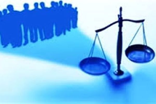 آرمان عدالت و مسئله قانون‌مداری