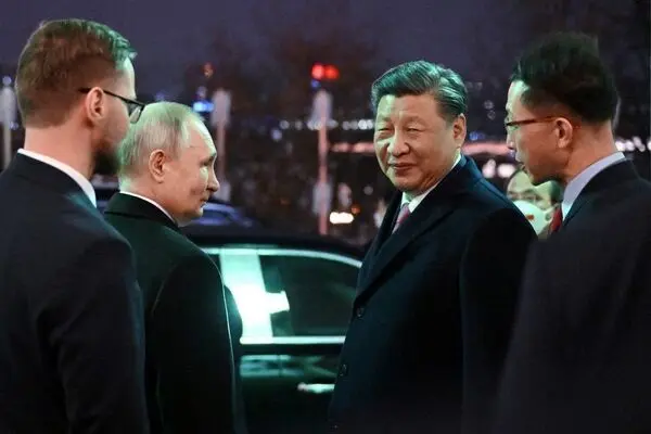 اژدها در سرزمین مرزی